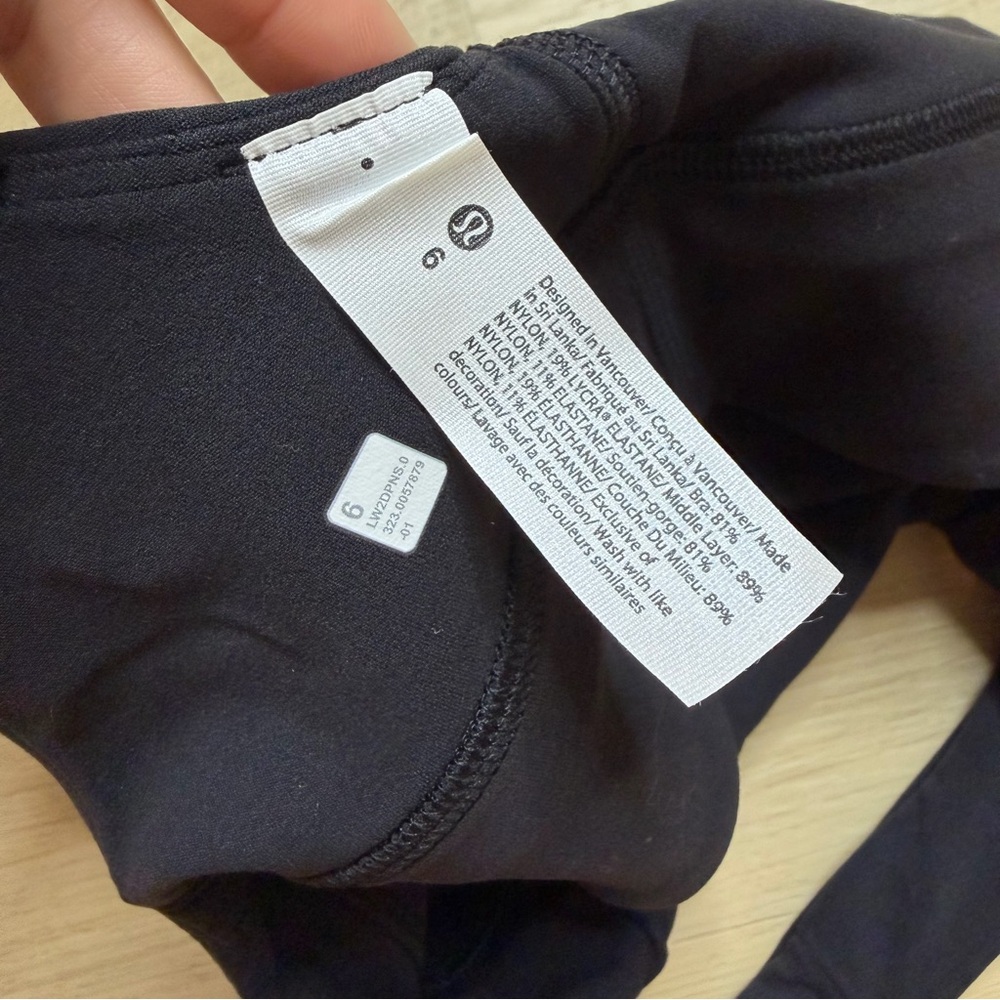 Lululemon black align Vneck Bra NWT - Picture 7 of 8